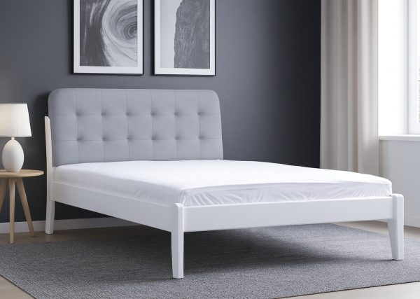 Деревянная кровать Калифорния 160x200 с мягкой спинкой, белого цвета от Mebli Lev- Iason Mobila