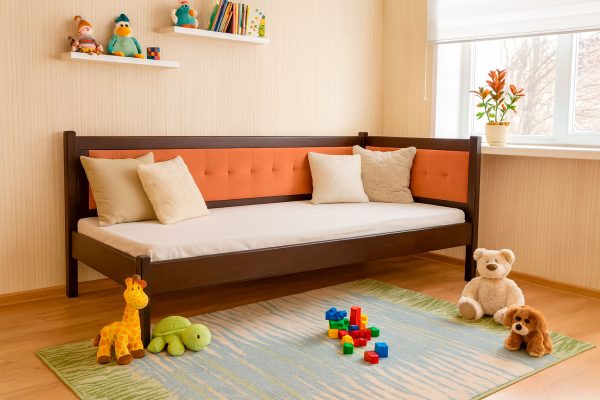 Кровать из бука Милвоки 90x200 с мягкой спинкой