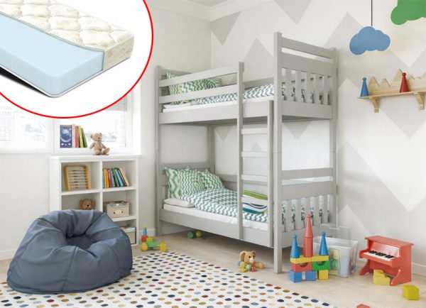 Двухъярусная кровать из бука для детей с матрасами Умка серого цвета, размер 90x180 cm